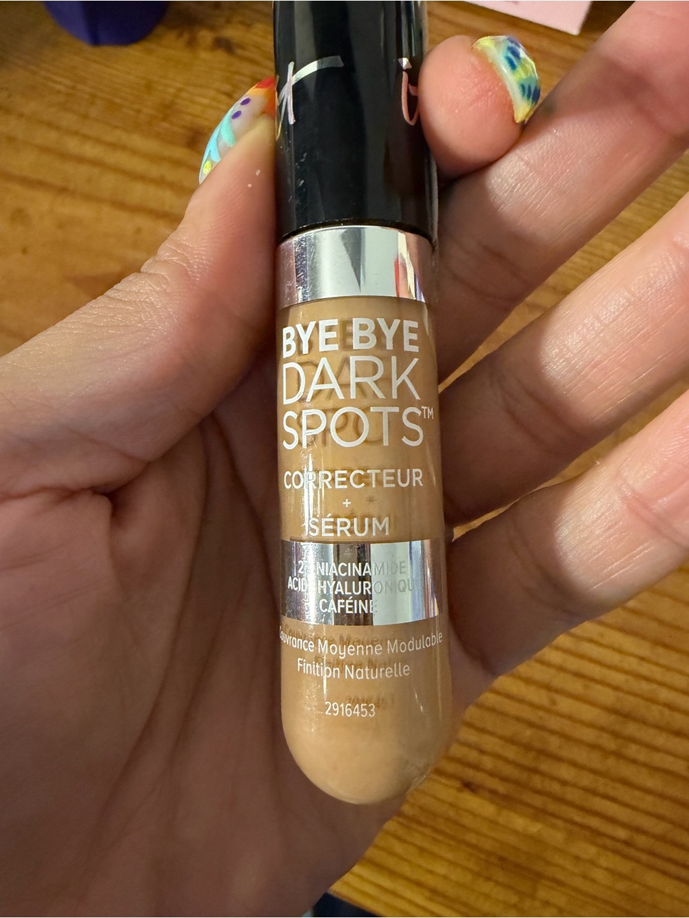 it cosmetics Bye Bye Dark Spots Corrector + Serum — Medium Tan Shade